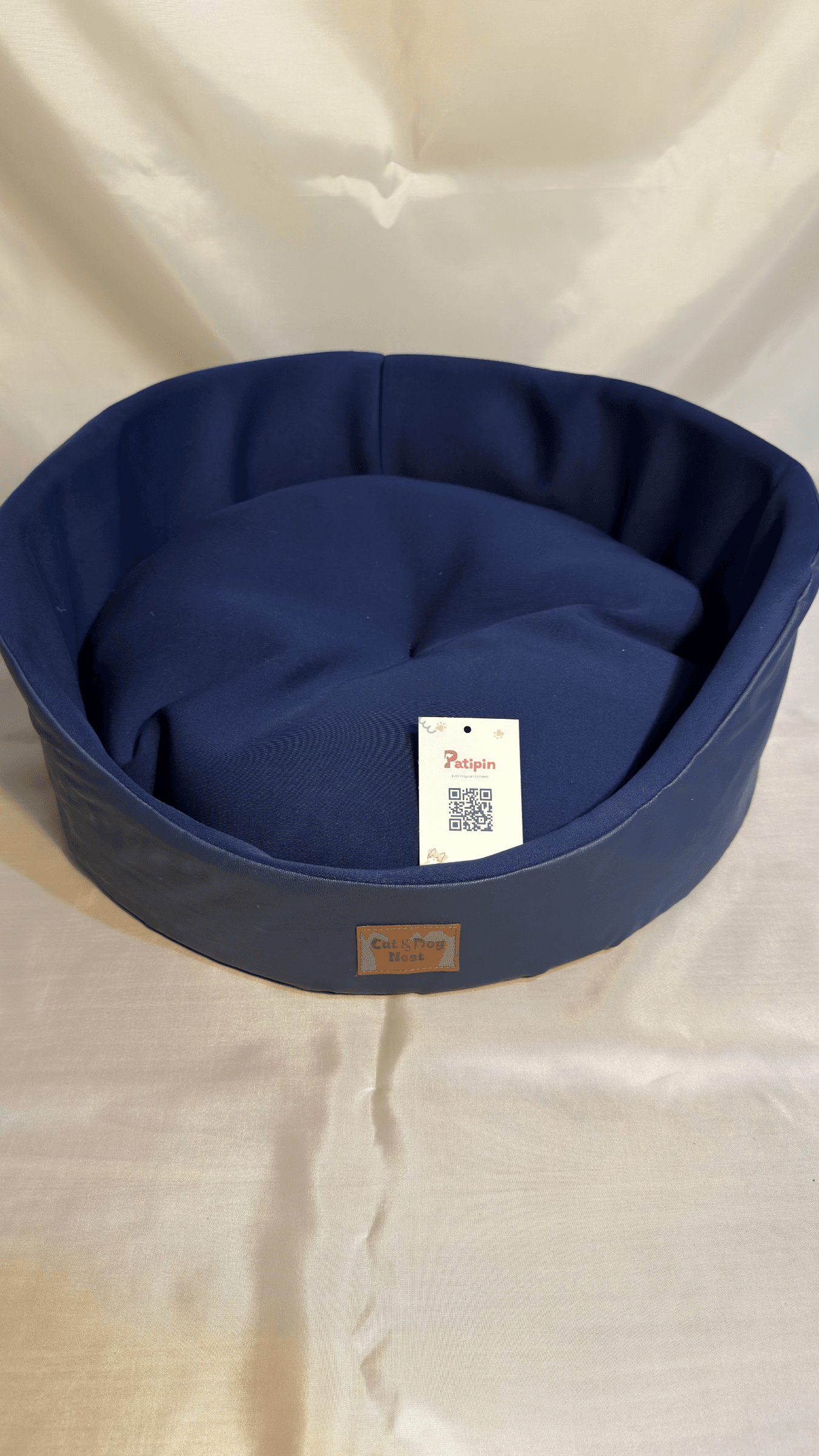 Lacivert Deri Yatak - Görsel 1