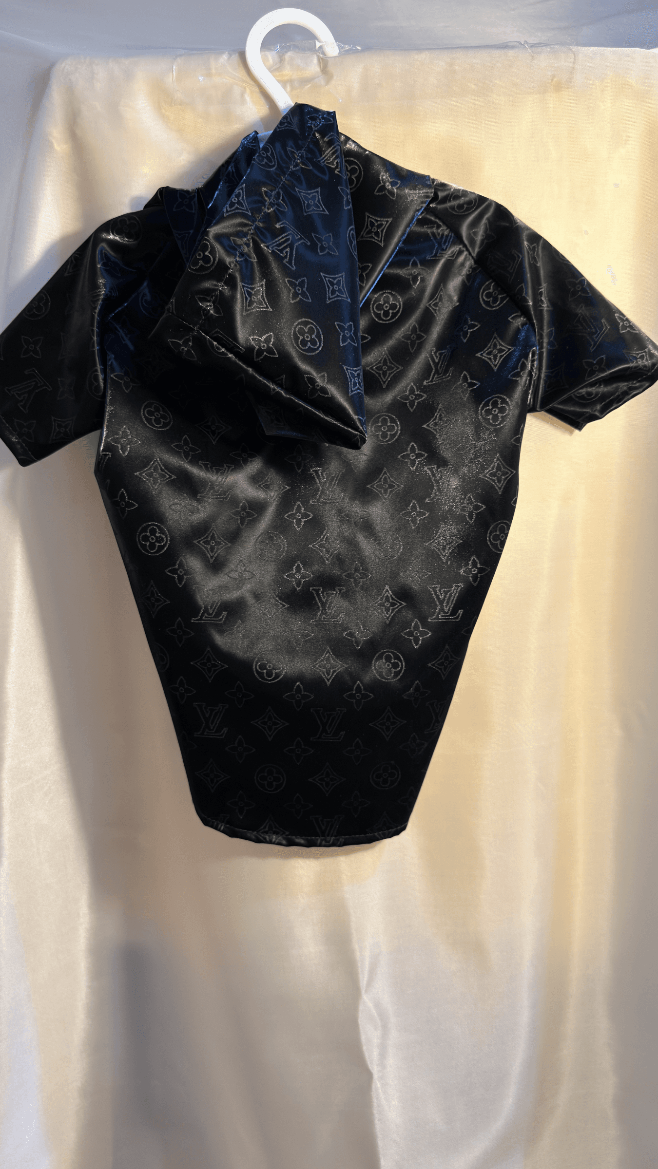 Louis Vuitton Evcil Hayvan Kıyafeti - Görsel 1